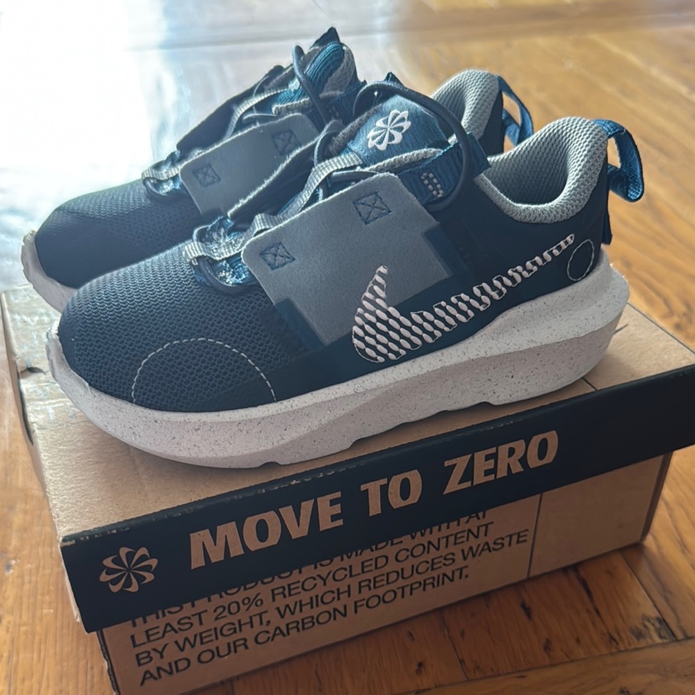 BNIB Nike Kids' Crater Impact Sneakers